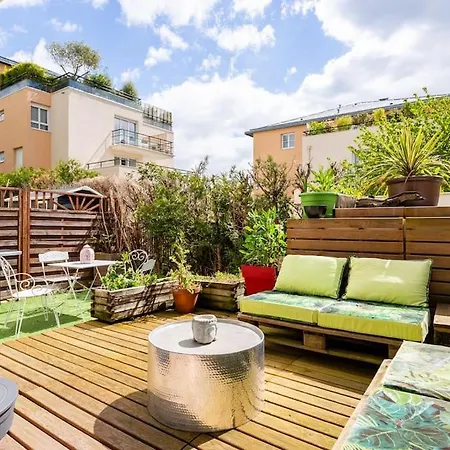 Bel Avec Terrasse Et Parking Gratuit Apartment *