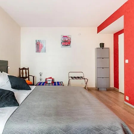 Bel Avec Terrasse Et Parking Gratuit Apartment Massy (Essonne)